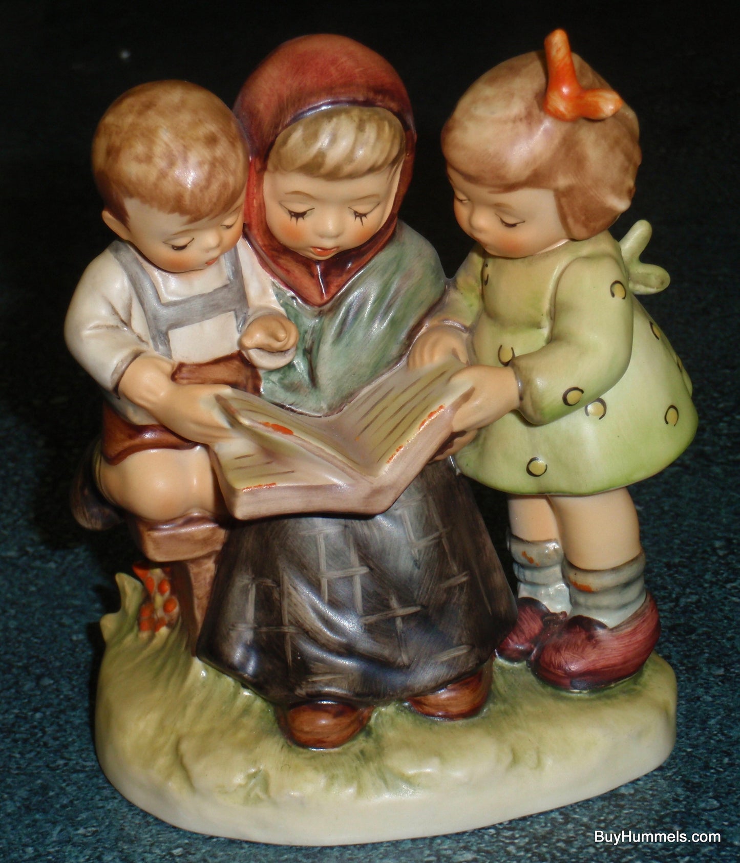 "Storybook Time" Hummel Figurine #458 Mother Reading To Children!