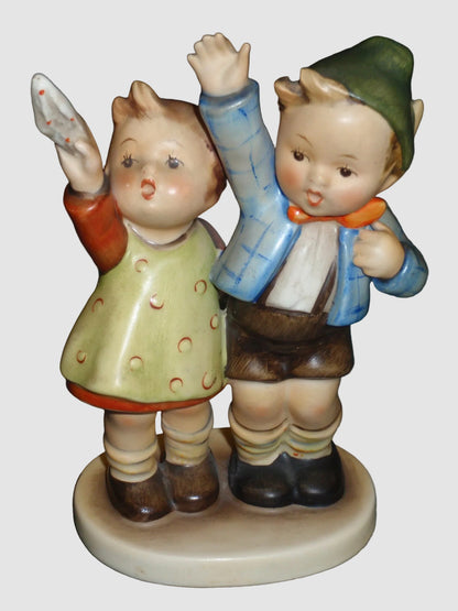 "Auf Wiedersehen" Goebel Hummel Figurine #153/0 - Ultra Rare Green Hat Variation TMK2 (5.25")
