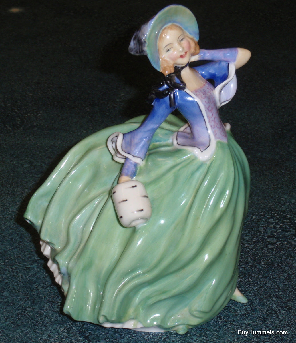 "Autumn Breezes" Royal Doulton Figurine HN 1913 - Pretty Ladies (7.5")