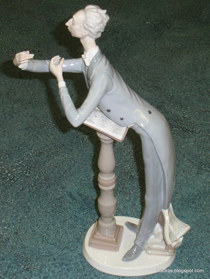 "Conductor" Lladro Porcelain Figurine #4653 - Large Band Leader (15.25")