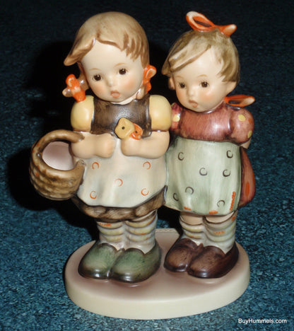 "Daddy's Girl" Goebel Hummel Figurine #371 - Cute Collectible Gift!