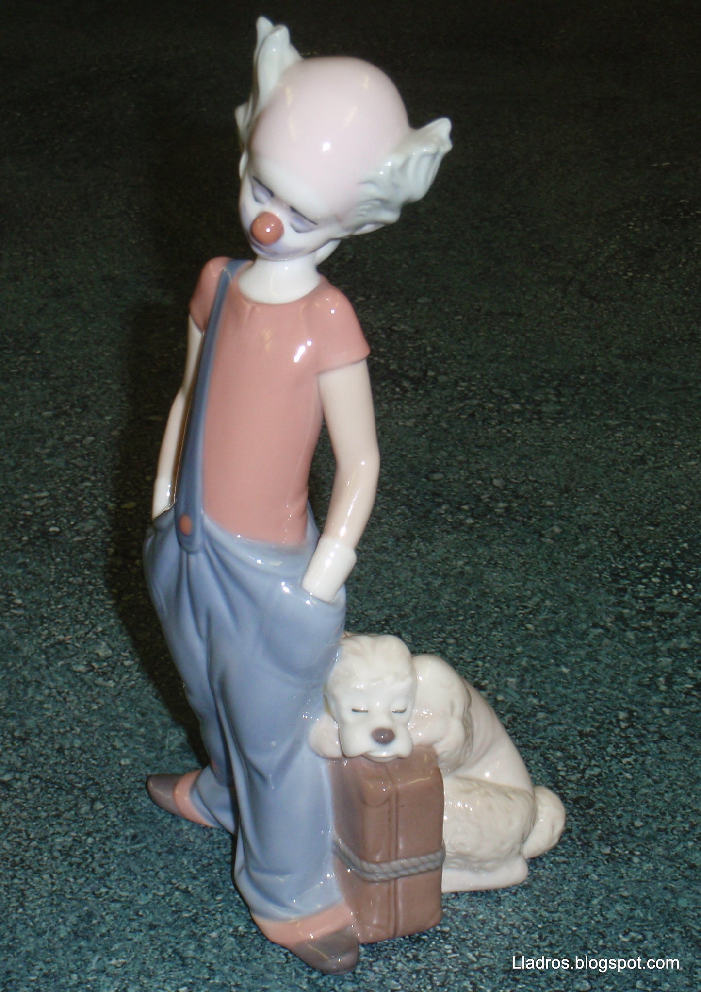 "Destination Big Top" Clown With Puppy Dog Lladro Figurine #6245 Glossy Finish