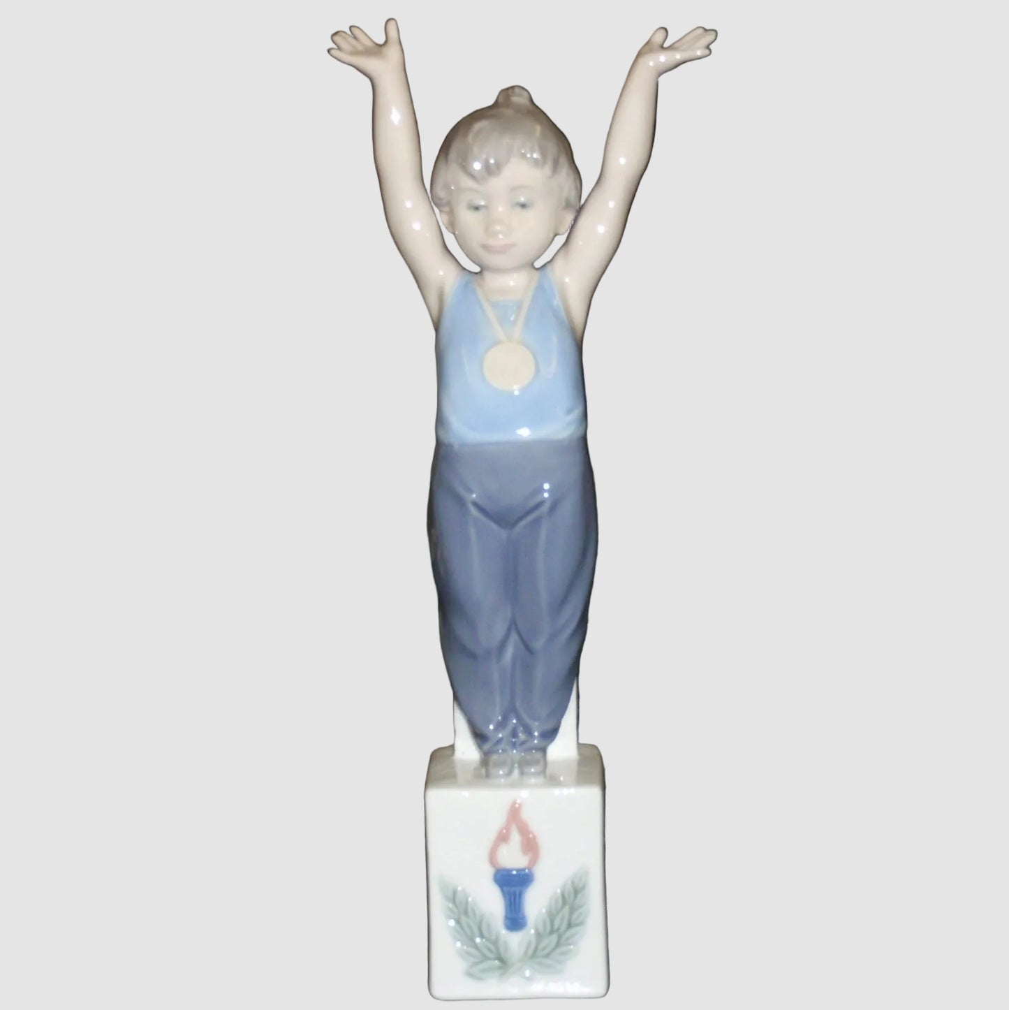 "Olympic Champion" Lladro Figurine #5871 - Rare Boy Olympian (9")