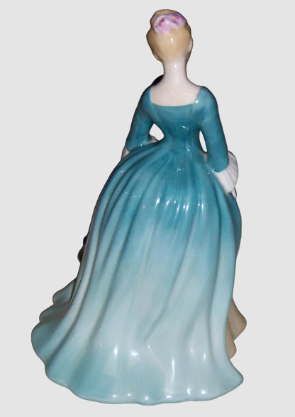"The Suitor" Royal Doulton Figurine HN 2132 (7.5")