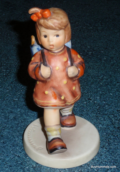 "The Kindergartner" Hummel Figurine #467 TMK6 - Little Girl On The Way To Kindergarten!