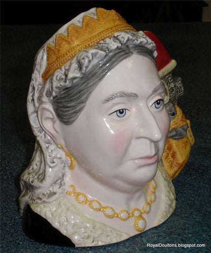 Queen Victoria Royal Doulton Toby Character Jug Of The Year 2001 D7152 Limited Edition Collectible