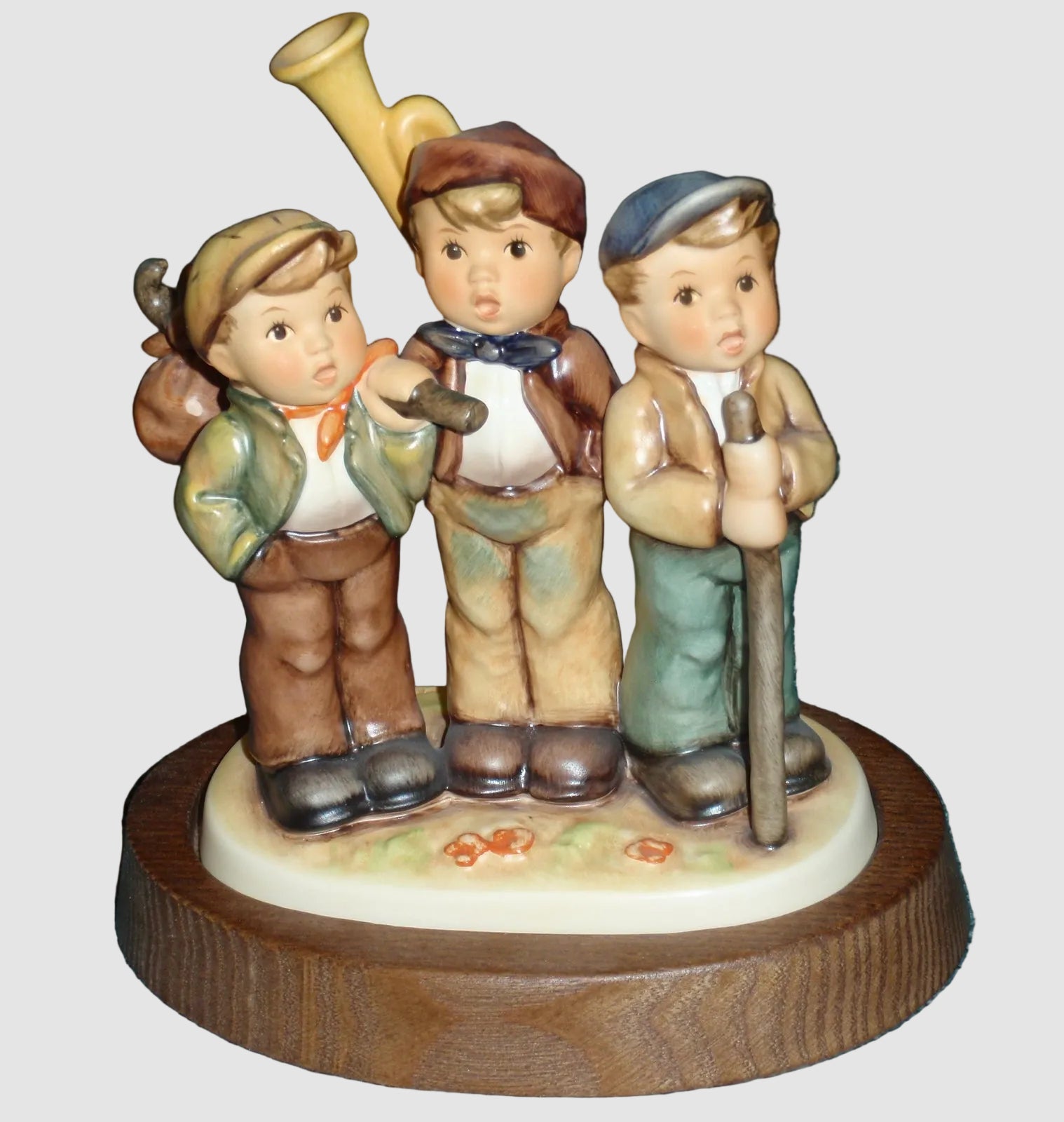 Goebel Hummel Traveling Trio #787 - Limited Edition 20,000 - Three Boys on an Adventure Figurine - Helmut Fischer Master Sculptor - Authentic TMK7 with Wooden Stand