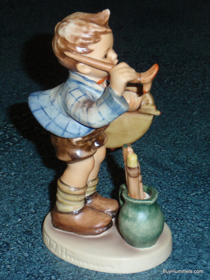 "The Artist" Goebel Hummel Figurine #304 - Boy Painting With Palette!