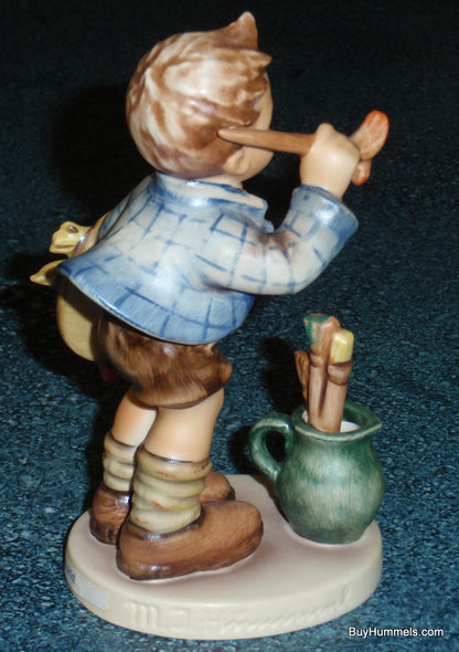 "The Artist" Goebel Hummel Figurine #304 - Boy Painting With Palette!