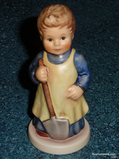 "Garden Treasures" Goebel Hummel Figurine #727 - SPRINGTIME GARDENER GIFT!