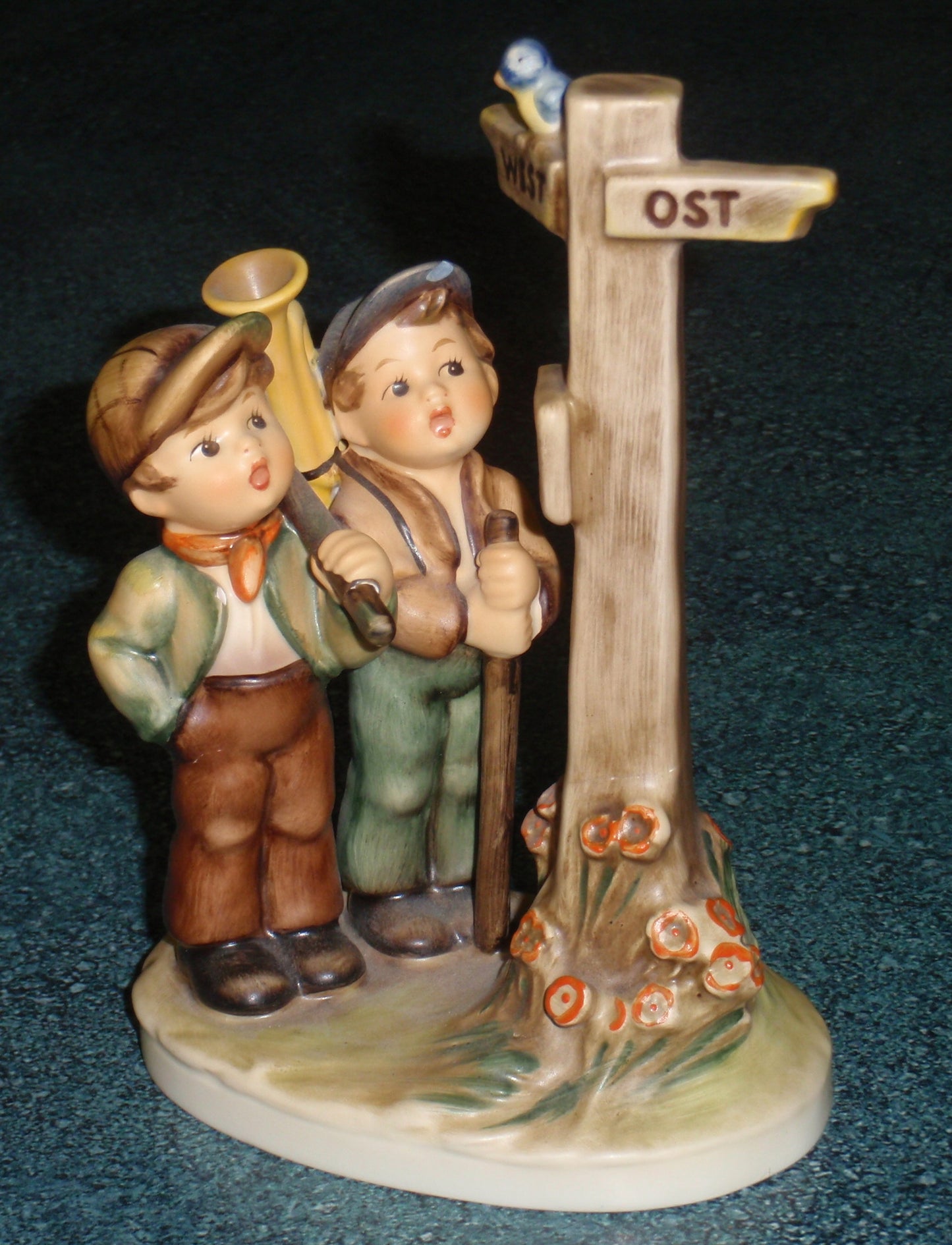 "Crossroads" Goebel Hummel Figurine #331 - Two Brothers In The Woods!