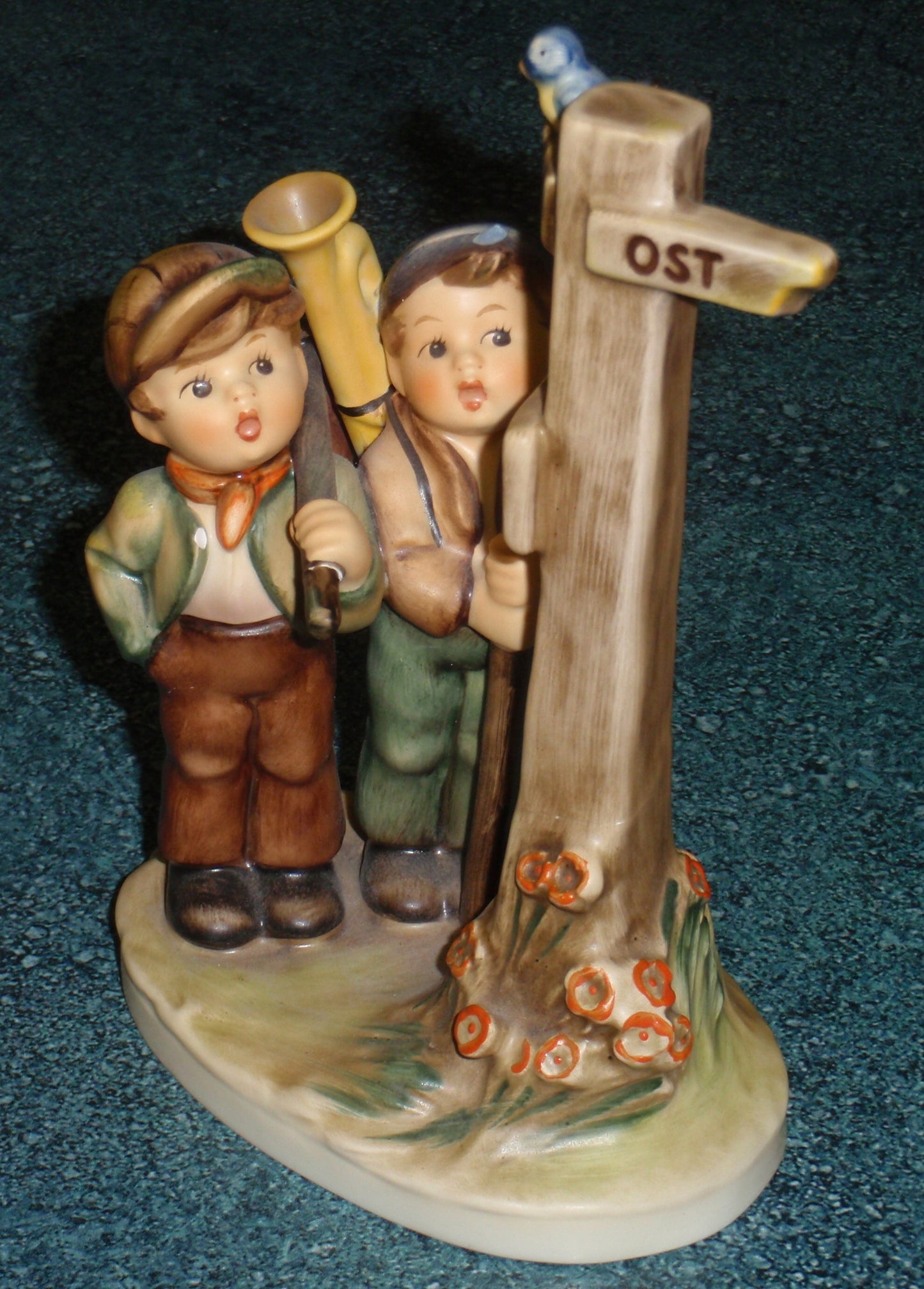 "Crossroads" Goebel Hummel Figurine #331 - Two Brothers In The Woods!