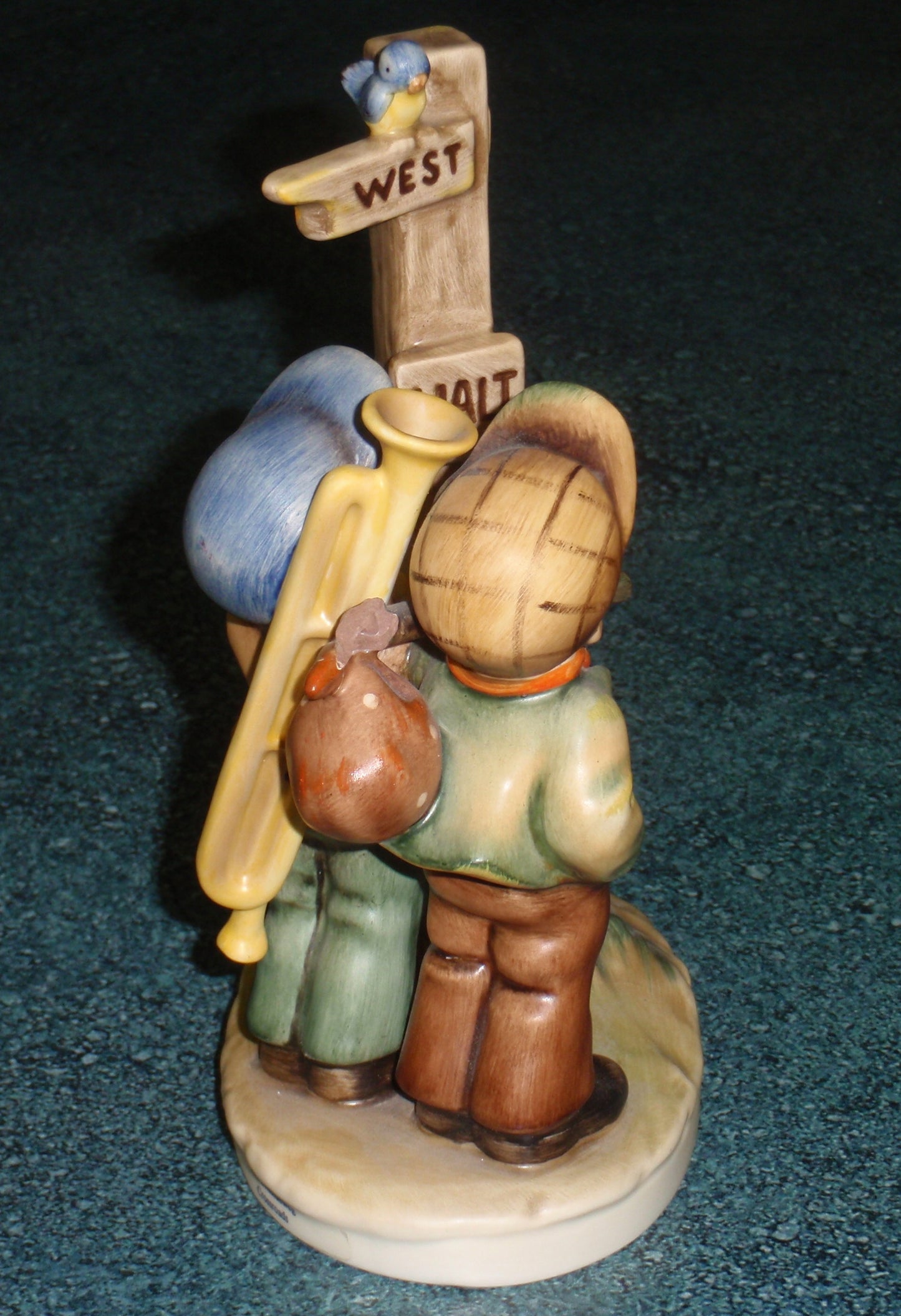 "Crossroads" Goebel Hummel Figurine #331 - Two Brothers In The Woods!