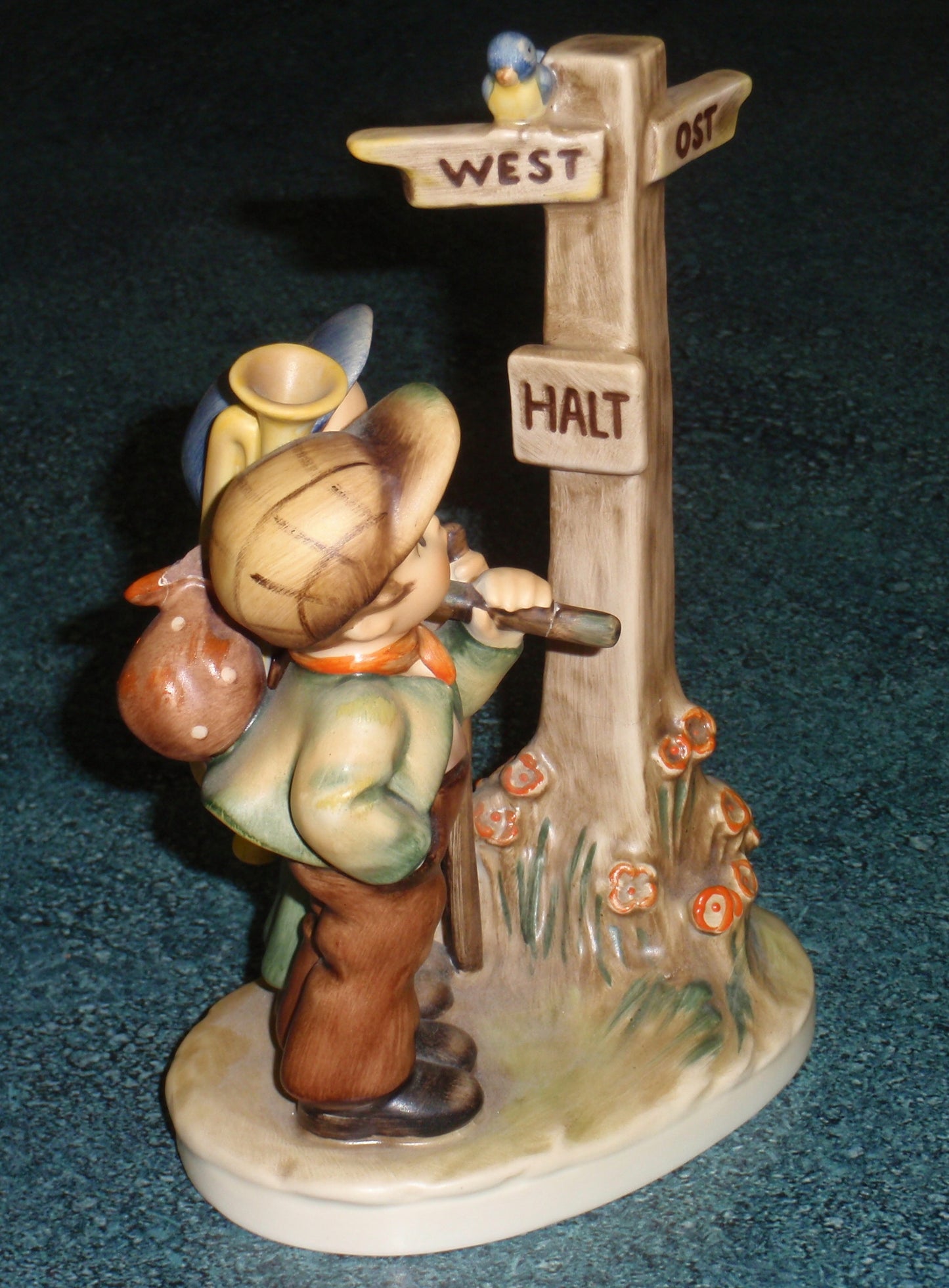 "Crossroads" Goebel Hummel Figurine #331 - Two Brothers In The Woods!